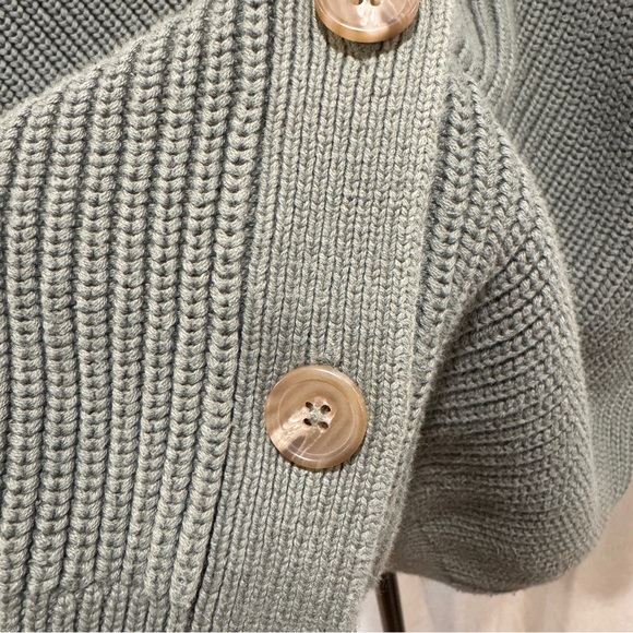 Quince Agave Organic Cotton Oversized Boyfriend Cardigan Sweater sz S Womens - Picture 4 of 7